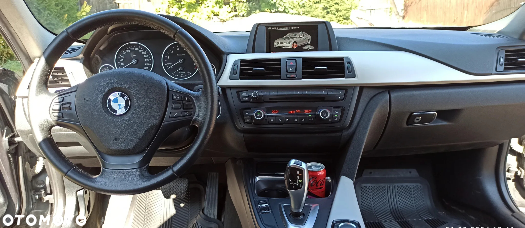 BMW Seria 3 320i xDrive - 9