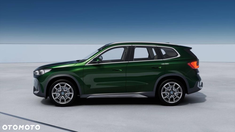 BMW iX1 eDrive20 66.5kWh xLine - 3