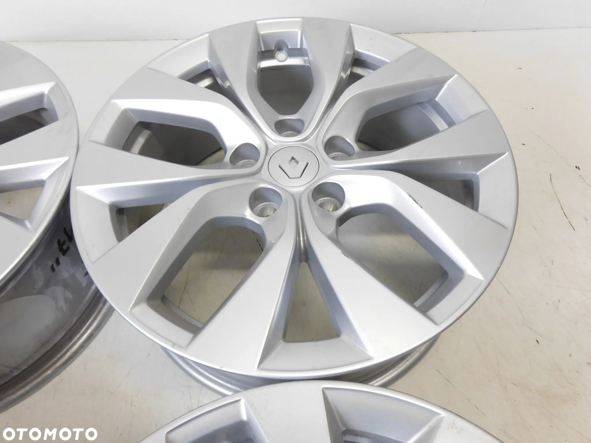 Felgi 17 Renault Talisman Captur Arcana Kadjar Koleos Megane Scenic Oryginał - 7
