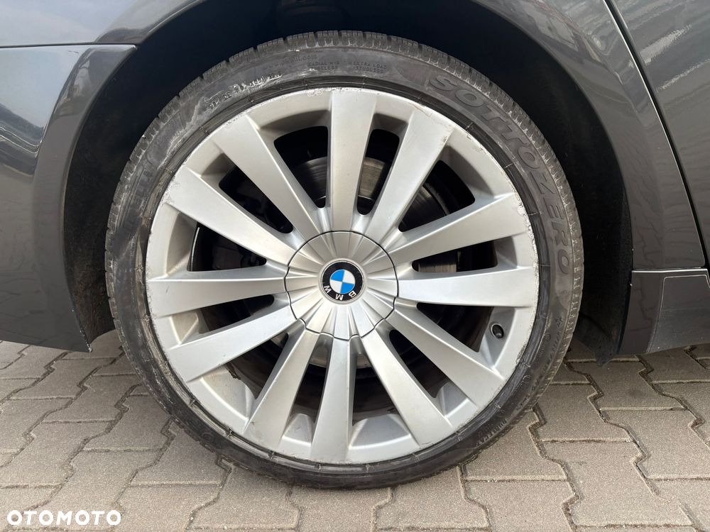 BMW Seria 7 750i L - 17