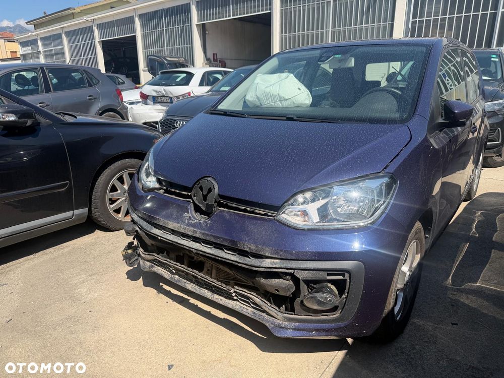 Volkswagen up! - 4