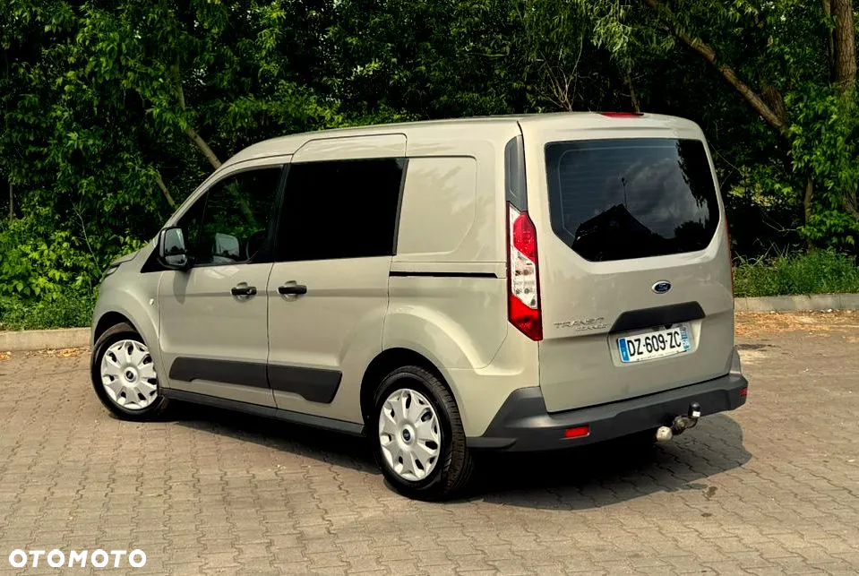 Ford Transit Connect - 11