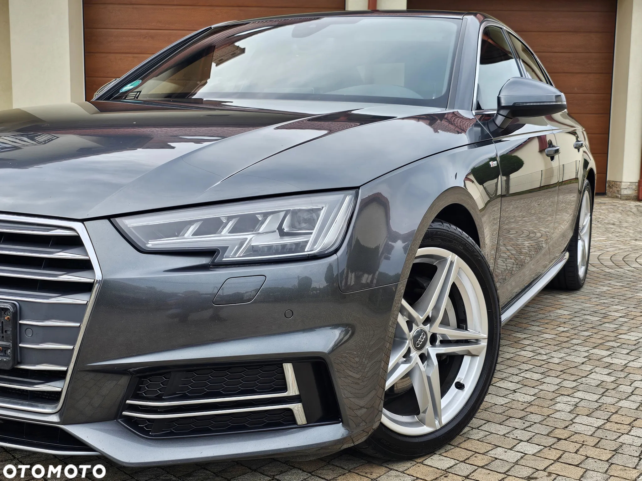 Audi A4 40 TDI S Line S tronic - 4