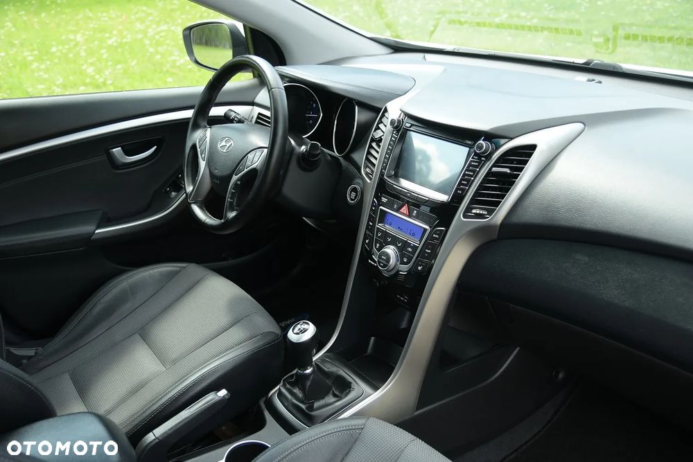 Hyundai i30 1.6 GDI Premium - 18
