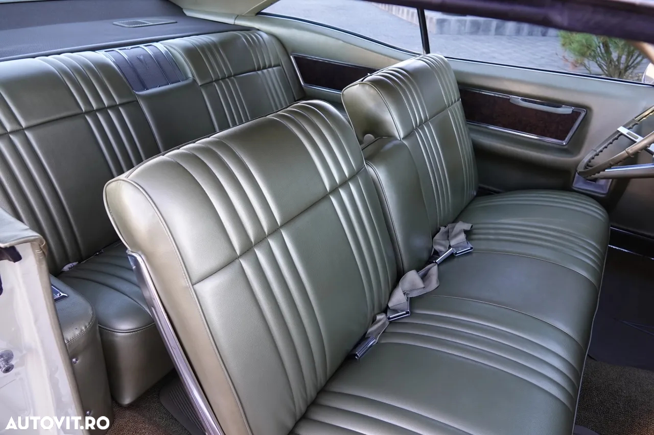 Pontiac Bonneville - 31