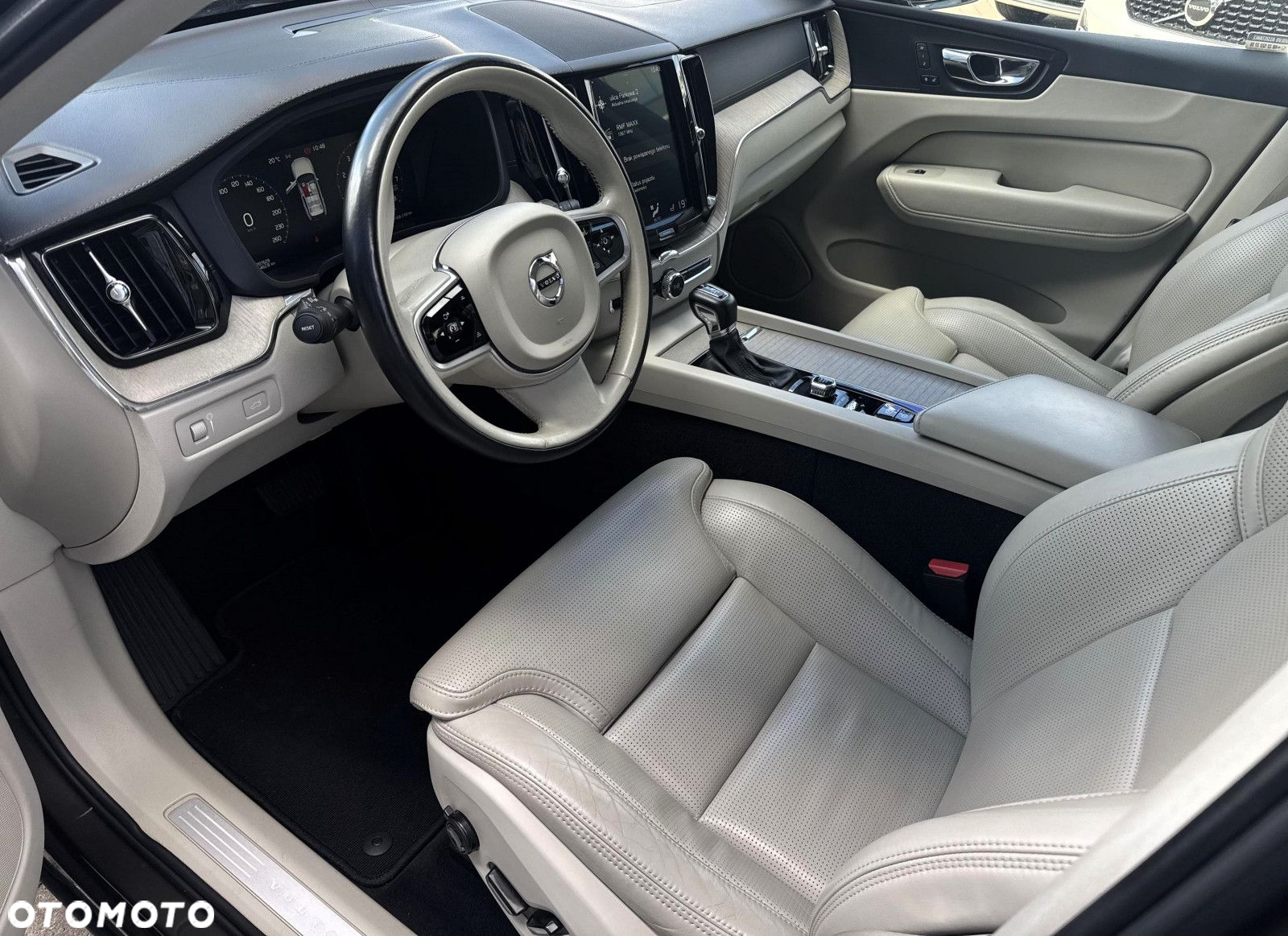 Volvo XC 60 - 11