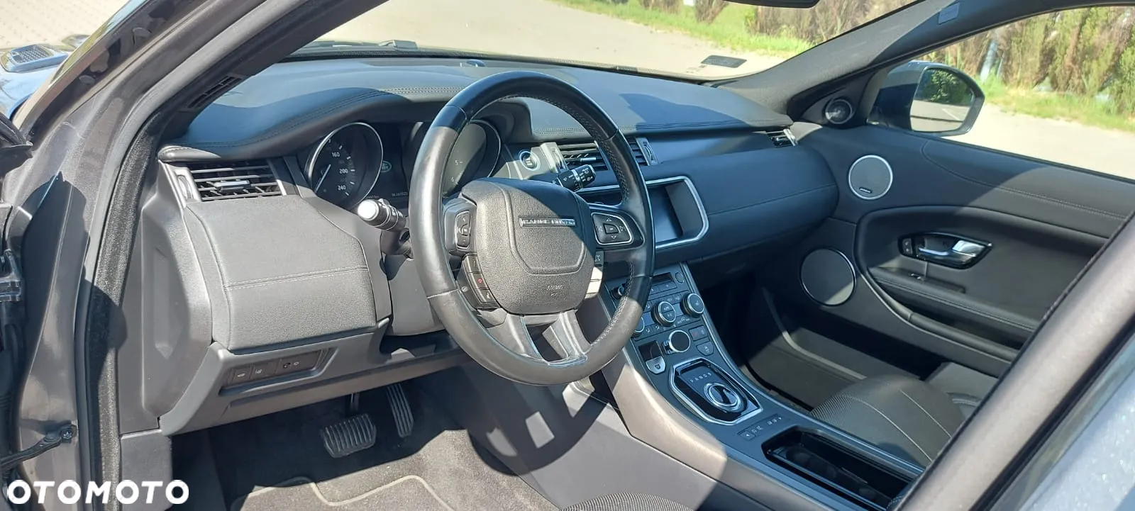 Land Rover Range Rover Evoque - 10