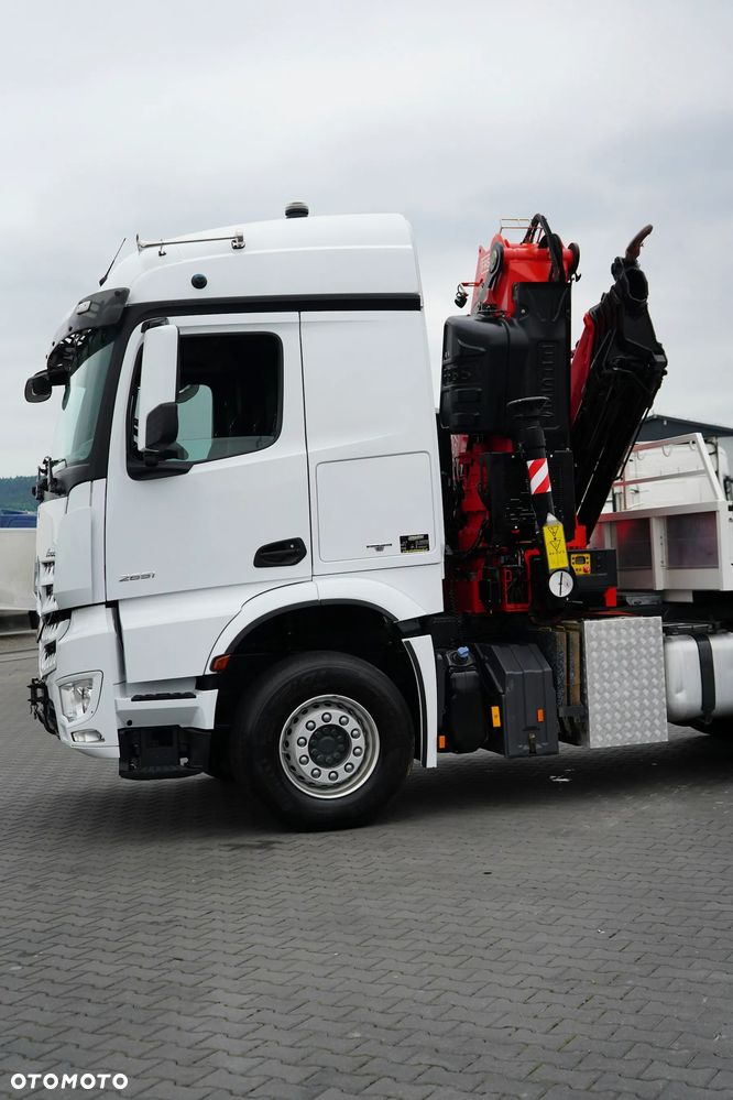Mercedes-Benz / AROCS / 2651 / 6 X 4 / FASSI F 455 / WYS. 14,6 M / PILOT - 31