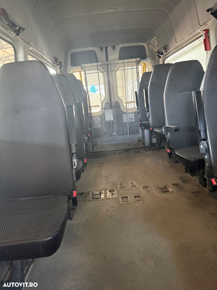 Volkswagen Crafter - 8