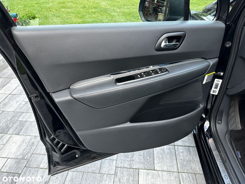 Peugeot 5008 HDI 150 Business-Line - 11
