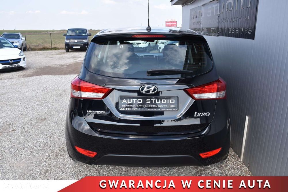 Hyundai ix20 1.4 blue Comfort - 22