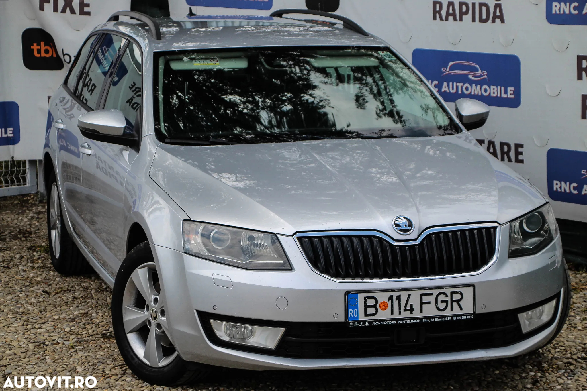 Skoda Octavia 2.0 TDI DSG Style - 2
