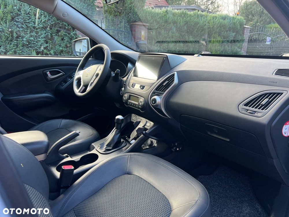 Hyundai ix35 2.0 4WD Premium - 17