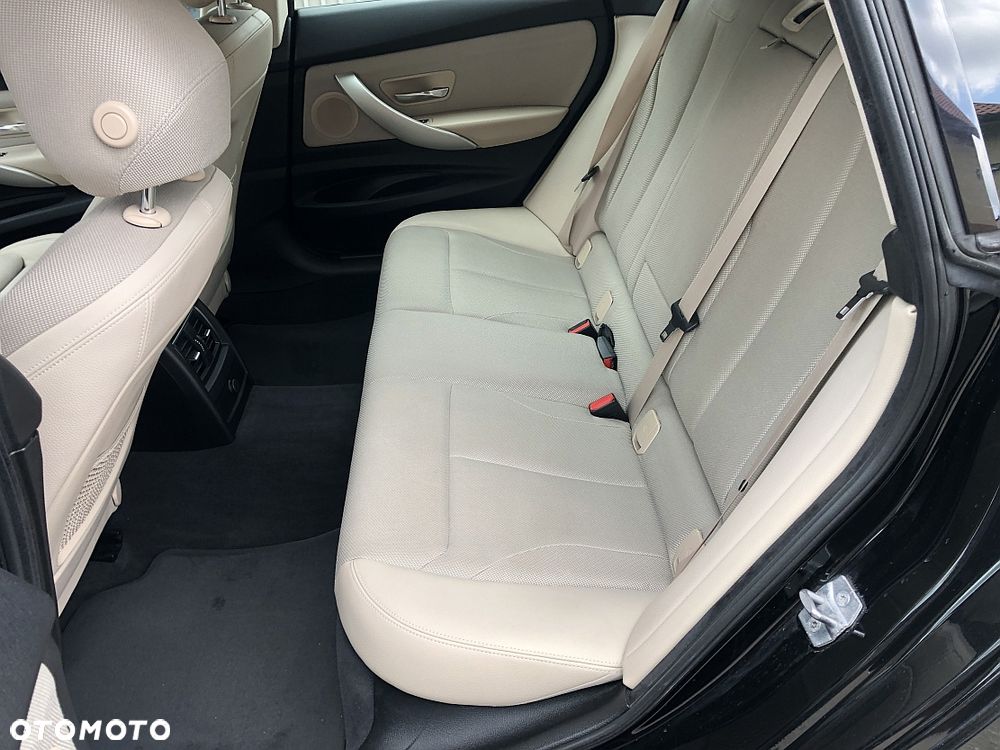 BMW 3GT 320i GPF xDrive Luxury Line - 13
