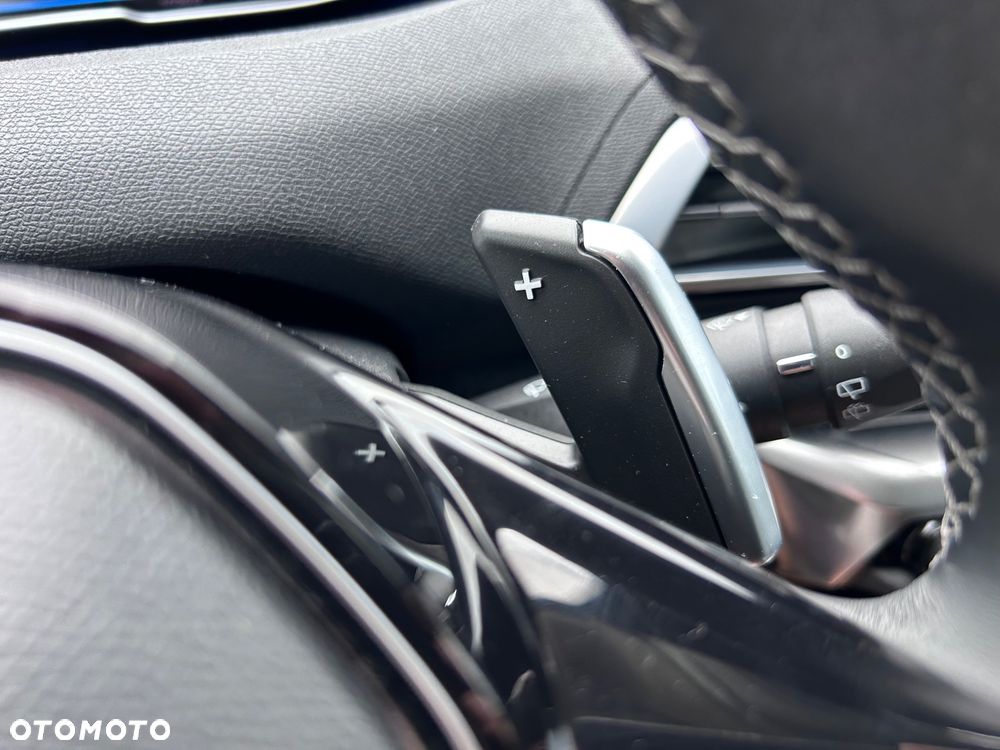 Peugeot 3008 1.2 PureTech Allure Pack S&S EAT8 - 24