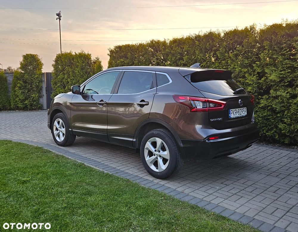 Nissan Qashqai 1.6 dCi Visia S&S - 8
