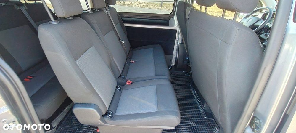 Opel Vivaro Lang - 13