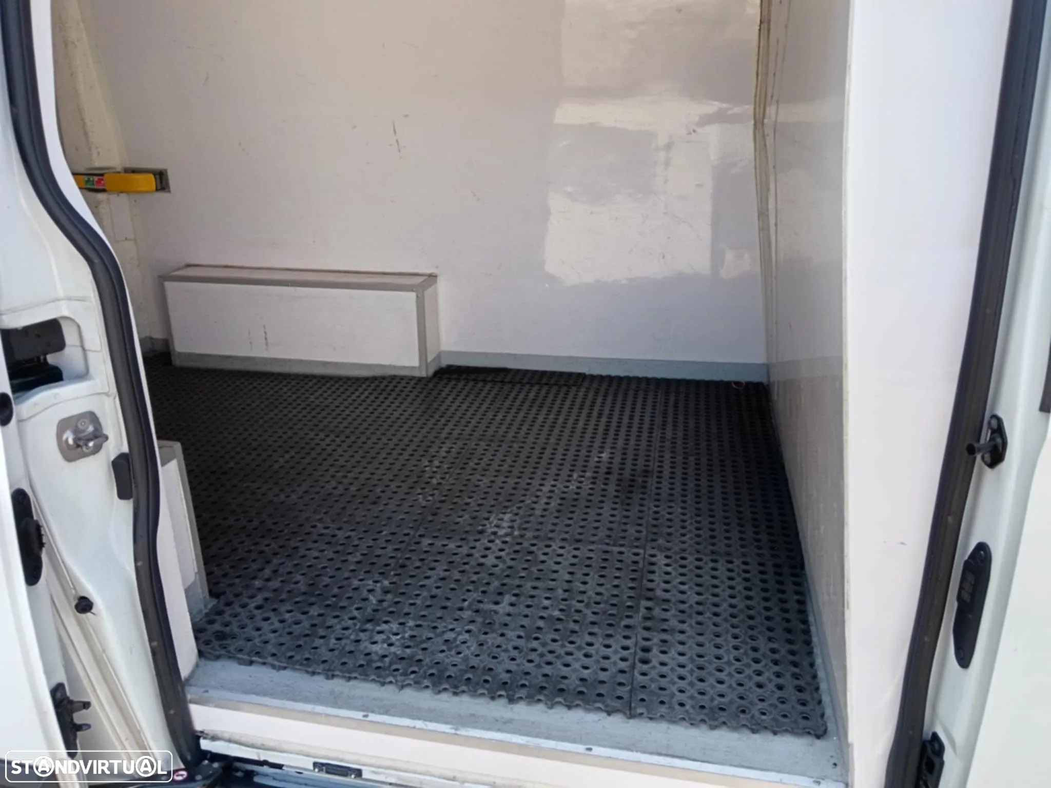 Ford Transit Custom 2.0 TDCI FRIGORIFICA - 6