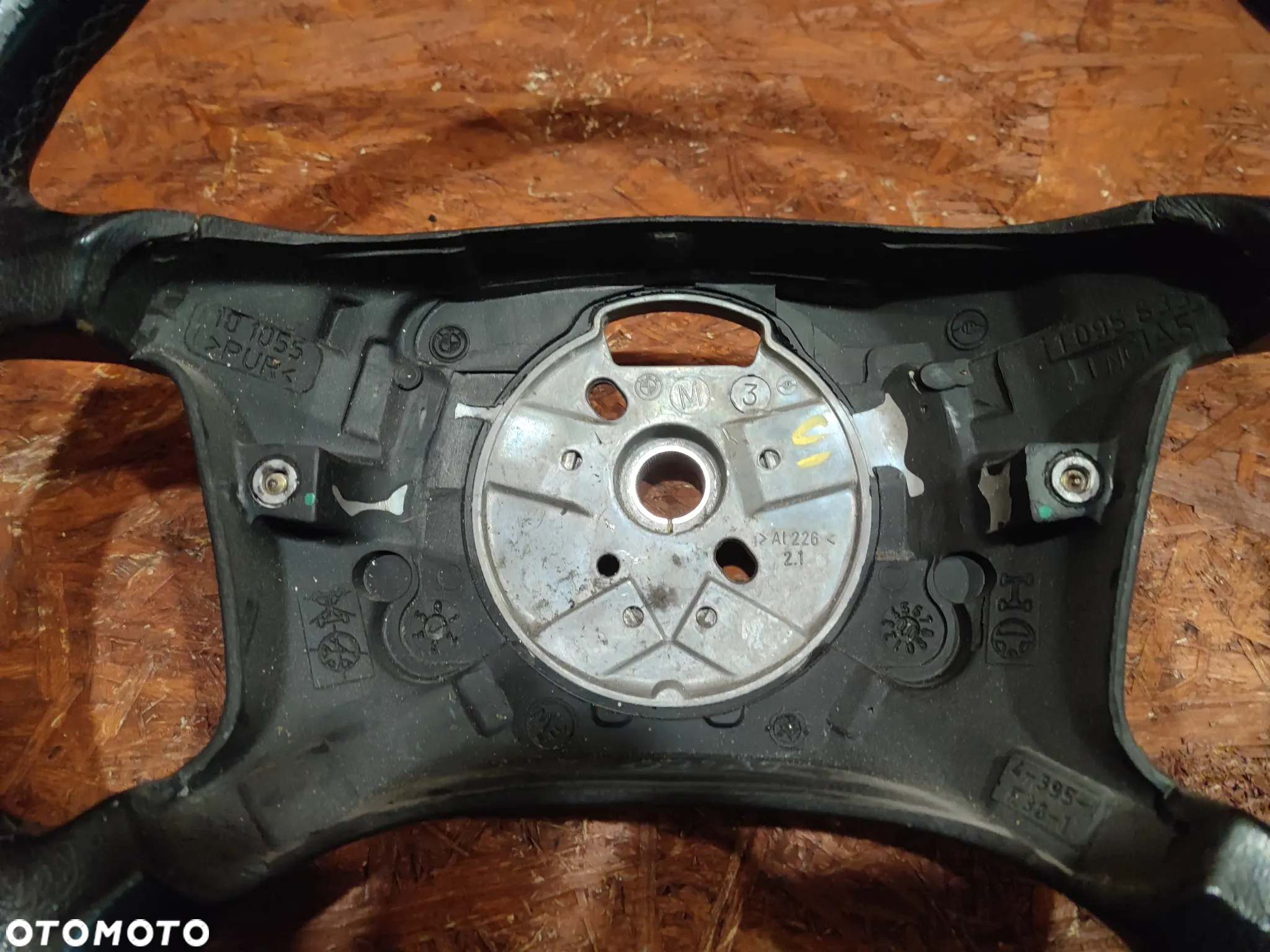 BMW E39 / E38 ORYGINALNA KIEROWNICA MULTIFUNKCYJNA + PODUSZKA AIR-BAG 2 NABOJOWA POLIFT O NR. 32 34 1 095 633 / 32 34 6 751 475 / 32 34 1 096 001 / 61 31 6 903 396 / 61 31 8 368 971 OEM KLASYCZNA 4 RAMIENNA - 18