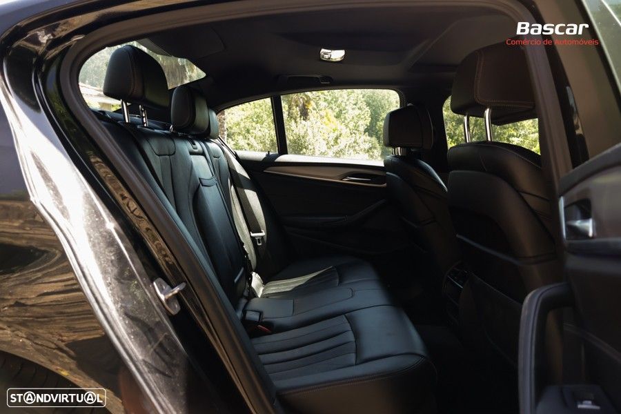 BMW 530 e iPerformance Pack M - 19