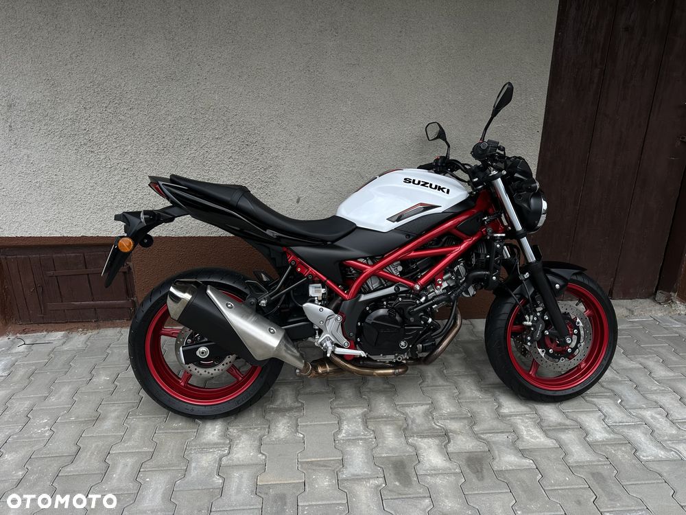 Suzuki SV - 6