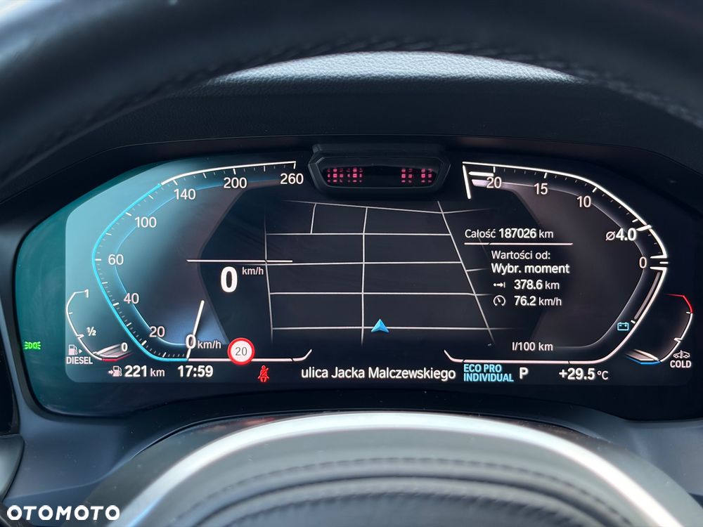BMW Seria 3 320d Edition M Sport Shadow - 21