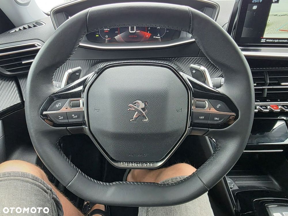 Peugeot 2008 1.5 BlueHDi Allure S&S EAT8 - 21