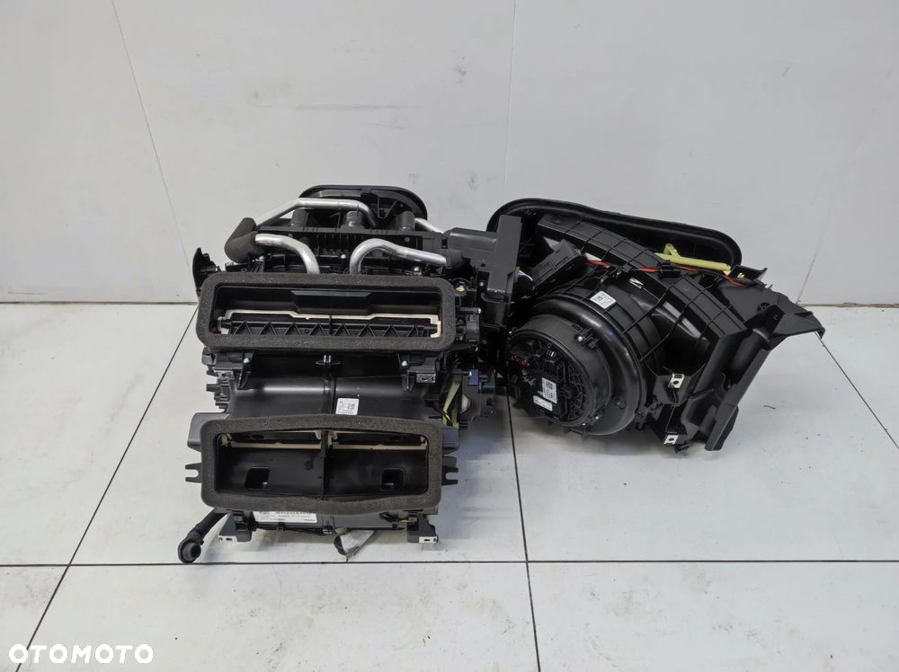 NAGRZEWNICA KOMPLETNA EU VOLVO XC60 II 2 2.0D - 1