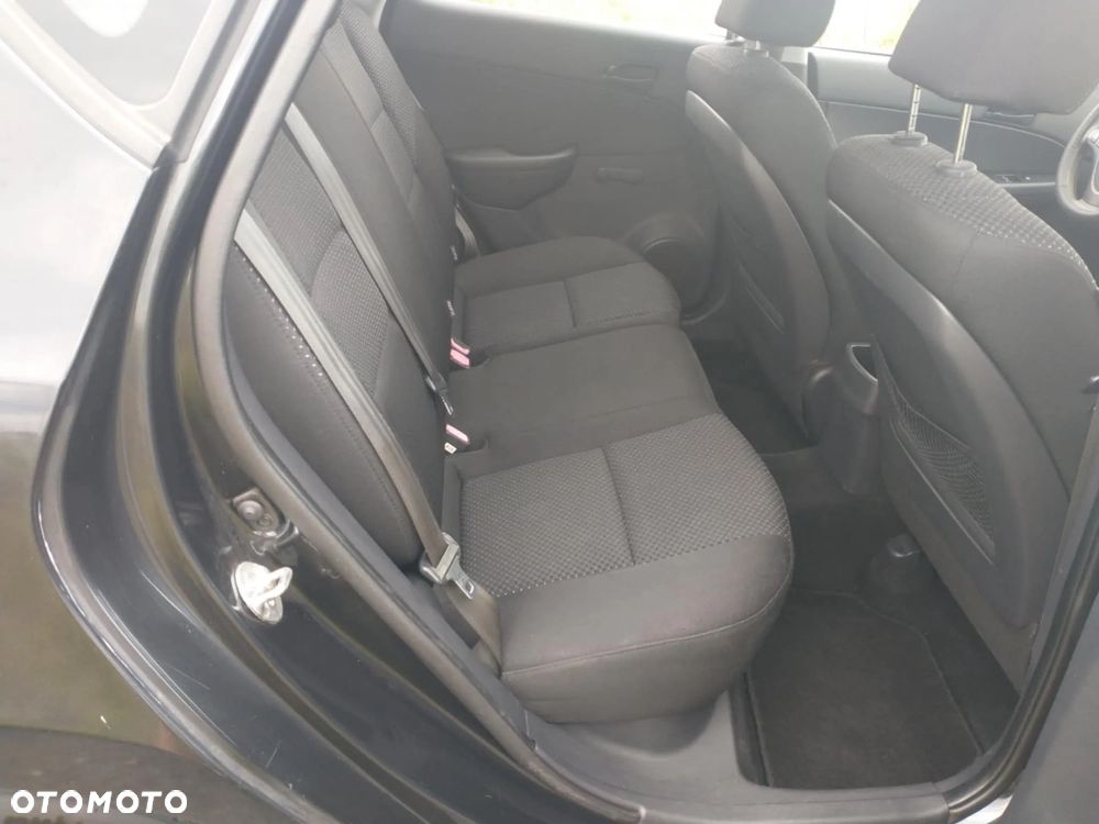 Hyundai i30 1.4 Base - 14