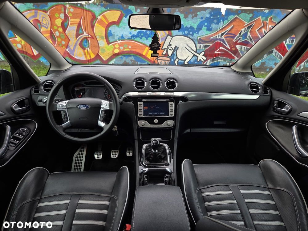 Ford S-Max - 15