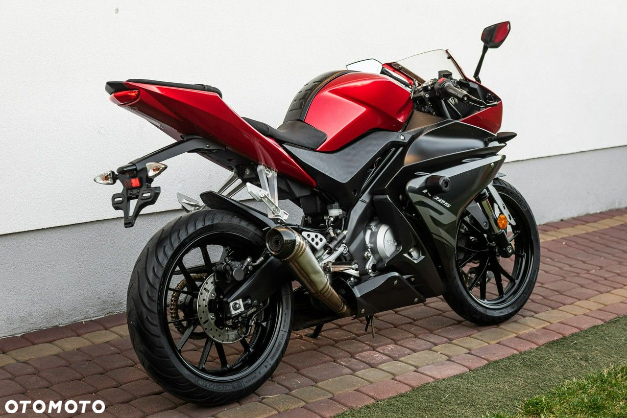 Yamaha YZF - 3