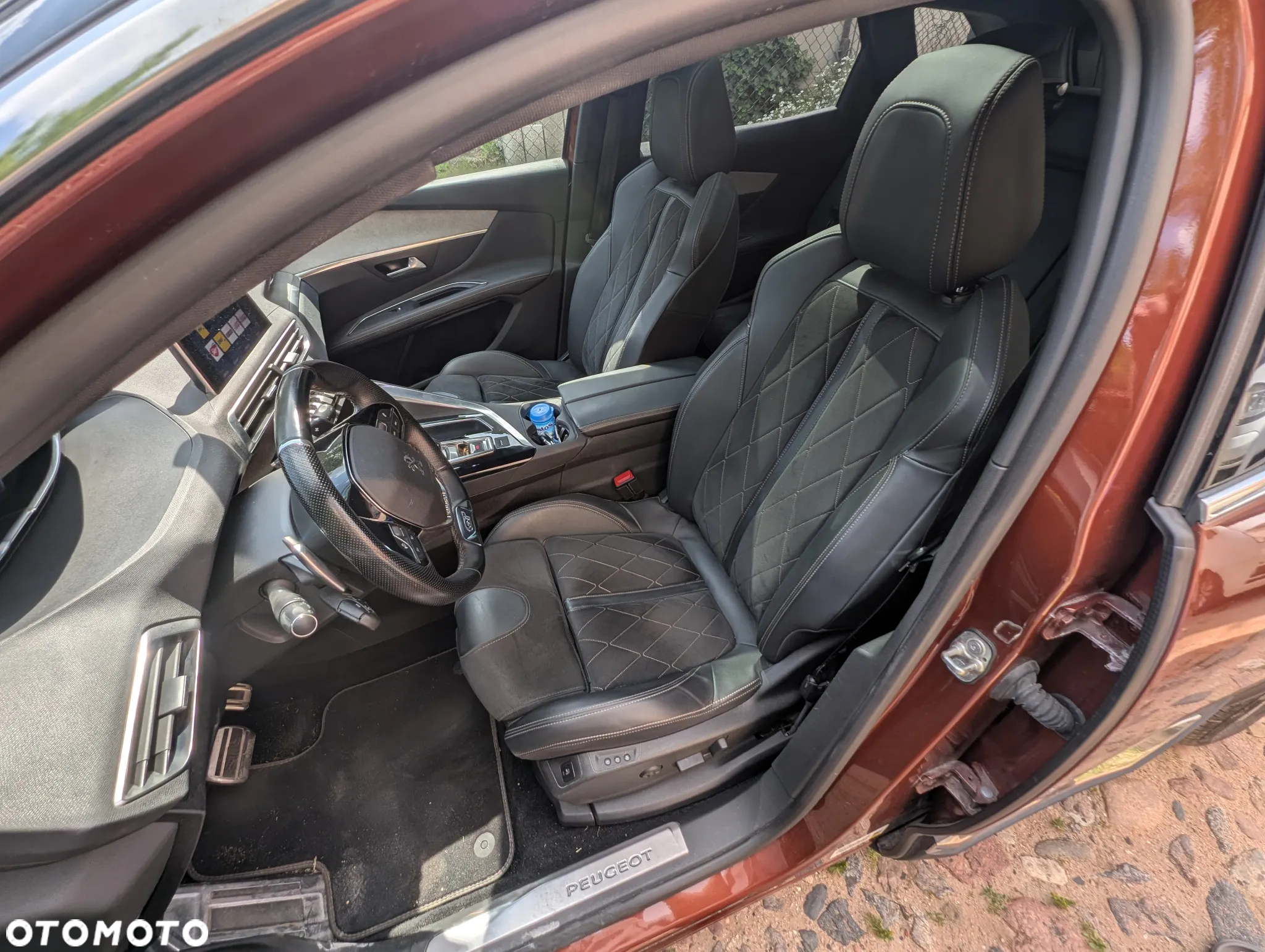 Peugeot 3008 2.0 BlueHDi GT S&S EAT8 - 8