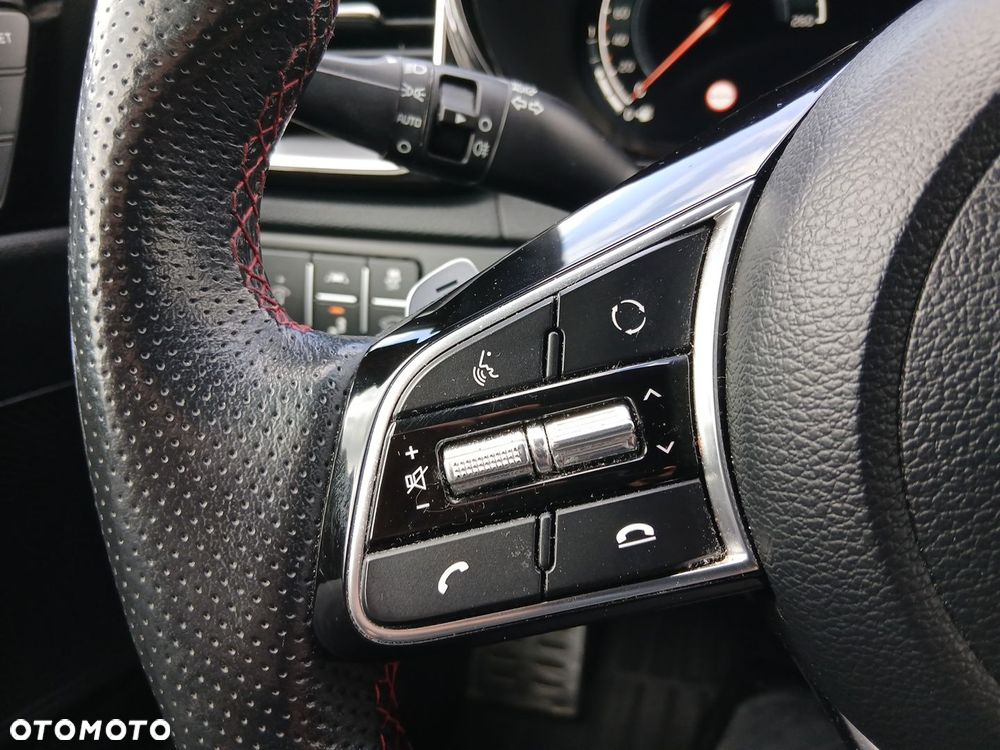 Kia ProCeed 1.6 T-GDI GT DCT - 23
