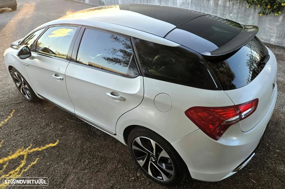 DS Automobiles Ds5 2012 photo 5
