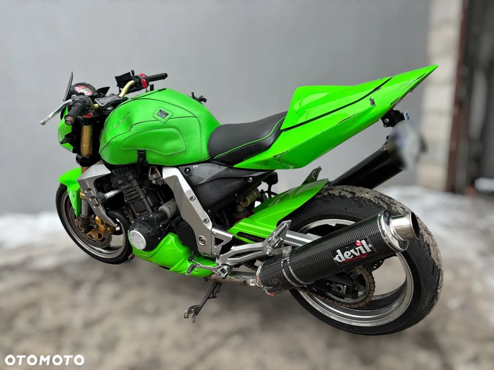 Kawasaki Z - 4