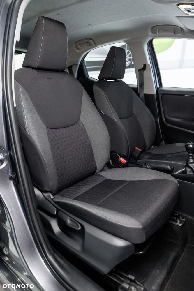 Toyota Yaris - 17