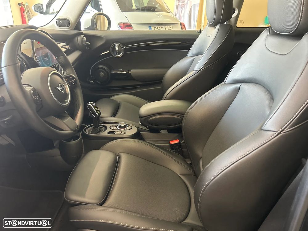 MINI 3 Portas Cooper SE S - 31