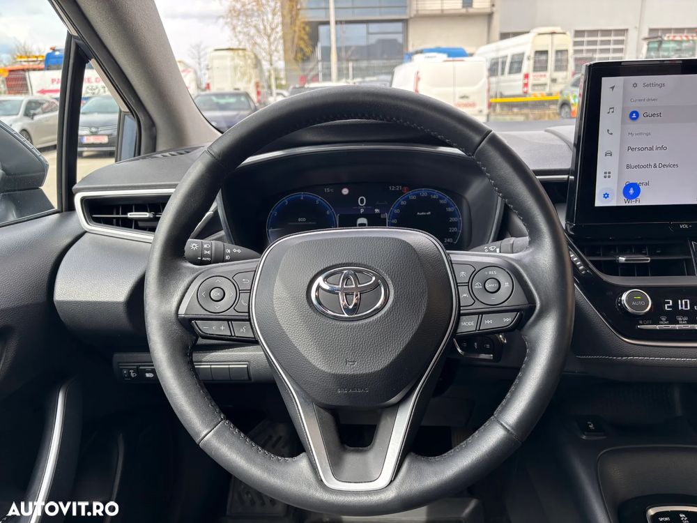 Toyota Corolla Sedan 1.5 TNGA CVT Business - 18