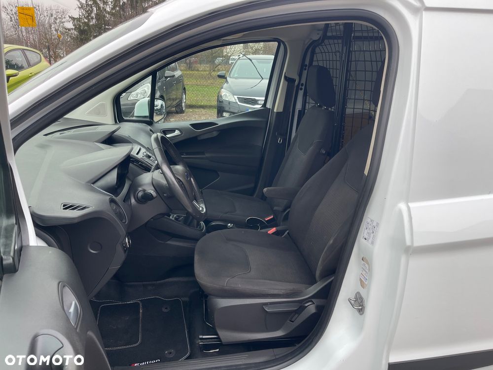 Ford Transit courier - 12