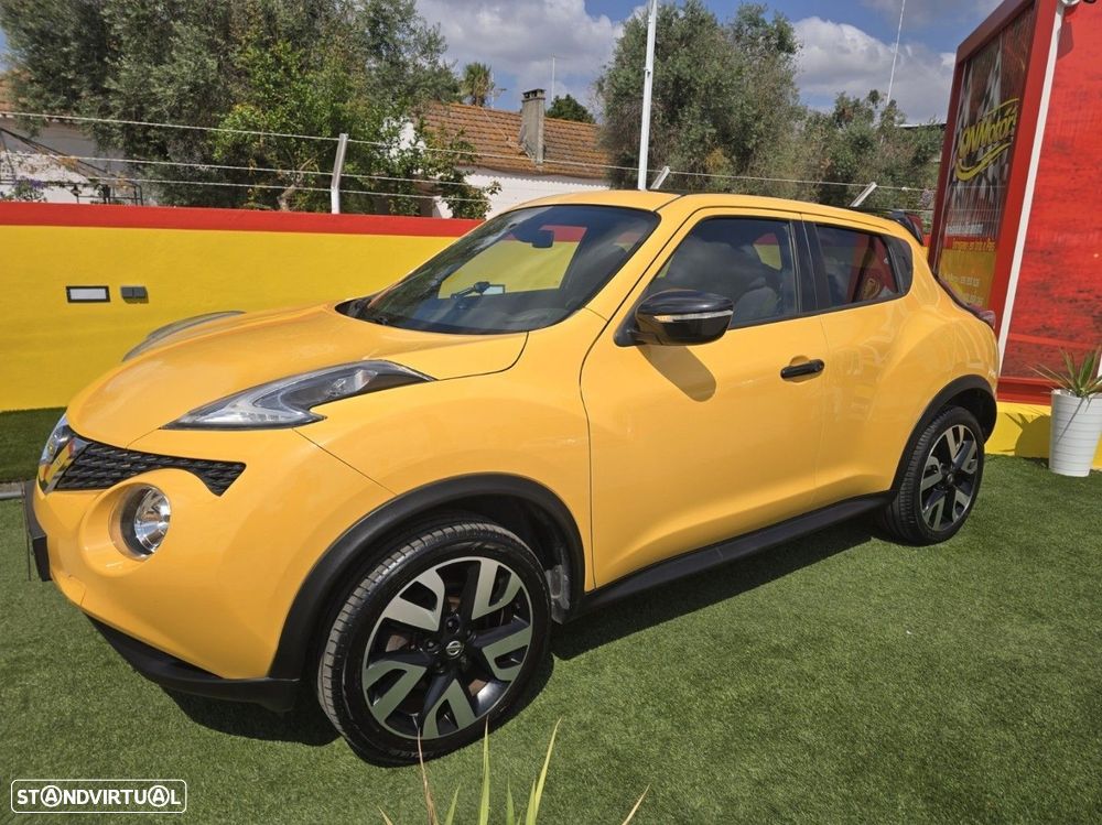 Nissan Juke 1.6 DIG-T Tekna Premium Ext.1 Yellow S. — fotografia 2
