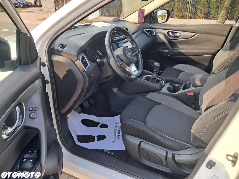 Nissan Qashqai 1.2 DIG-T N-Vision EU6 - 16