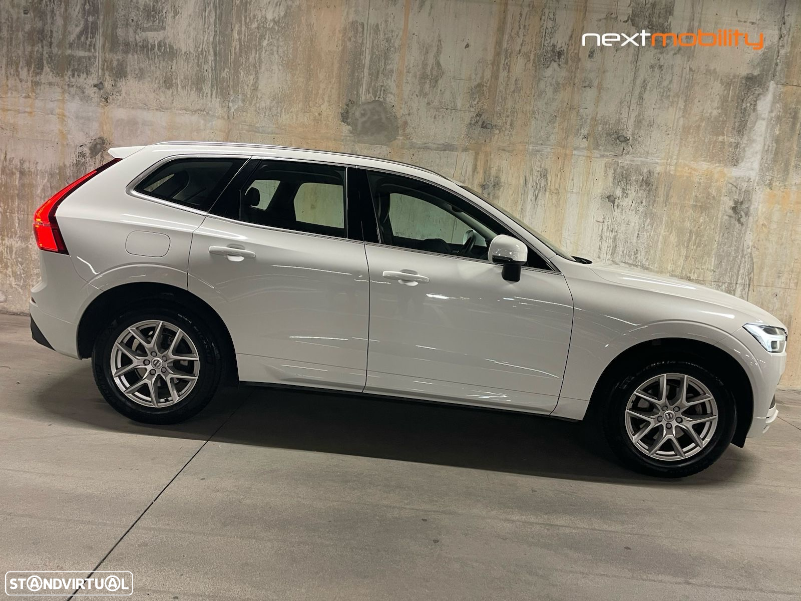 Volvo XC 60 2.0 D3 Momentum Plus - 8