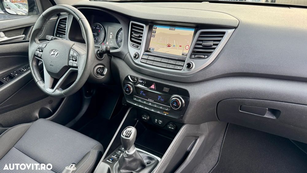 Hyundai Tucson 2.0 CRDI 2WD Style - 6