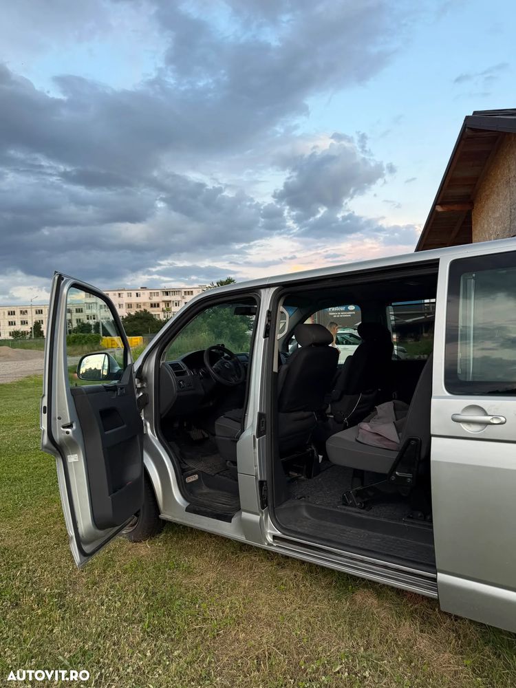 Volkswagen Caravelle - 5