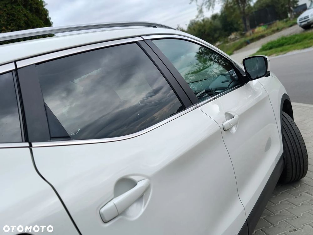 Nissan Qashqai 1.6 DIG-T TEKNA+ - 14
