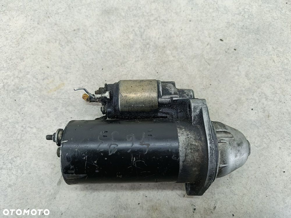 ROZRUSZNIK OPEL FRONTERA B 0001109033 BOSCH 2.5 TD - 2