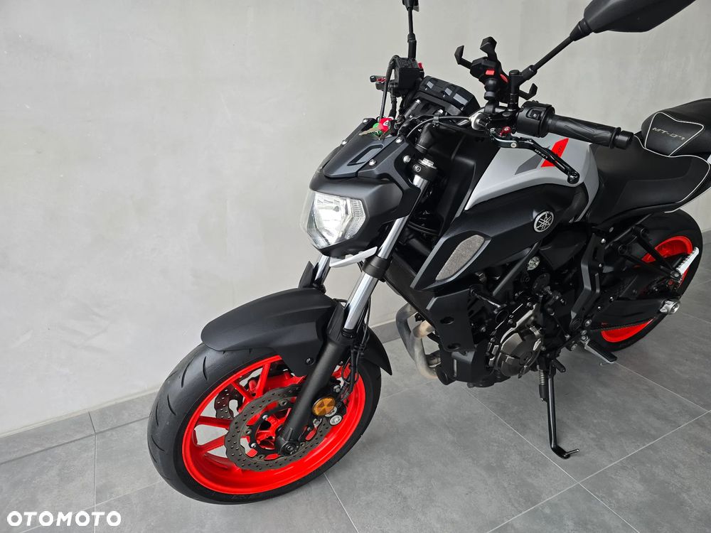 Yamaha MT - 20