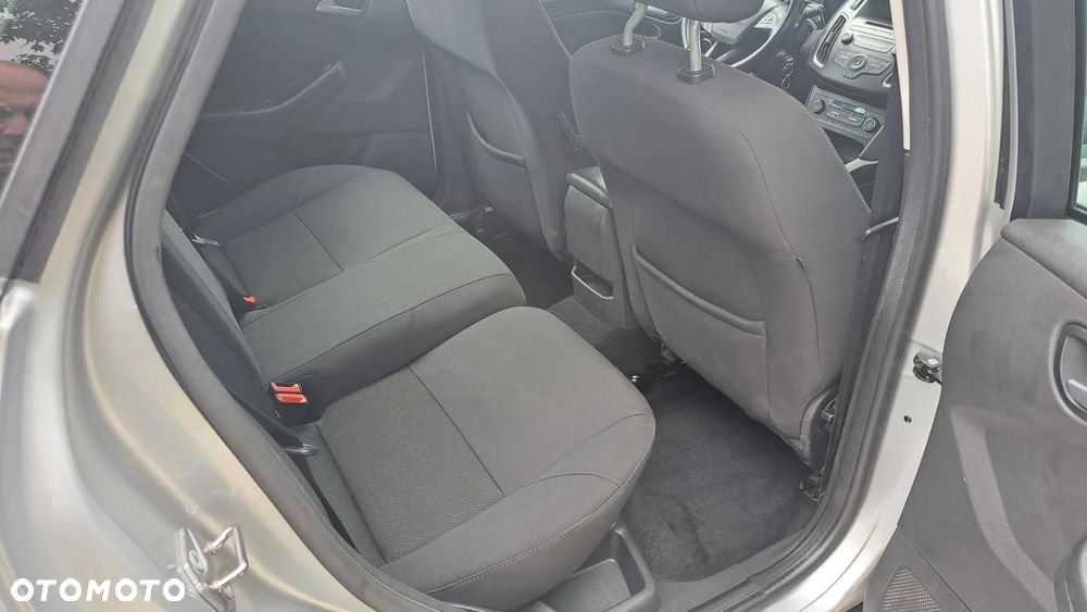 Ford Focus - 13