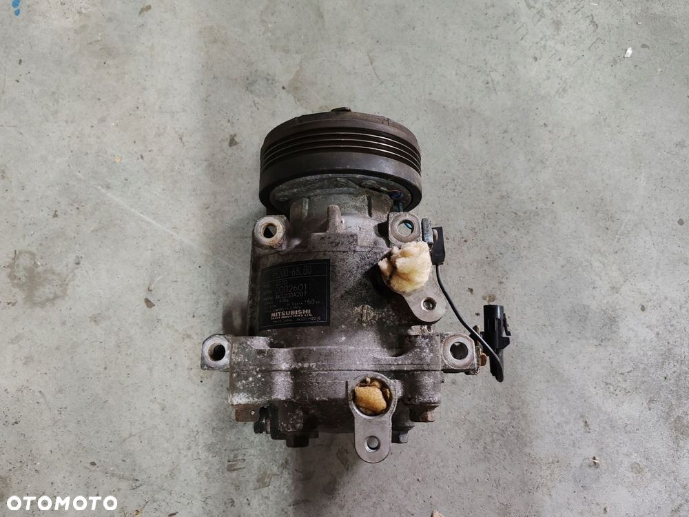 Kompresor klimatyzacji 95200-68bl0 1.6 16V M16A SPORT Suzuki Swift MK7 10- - 1