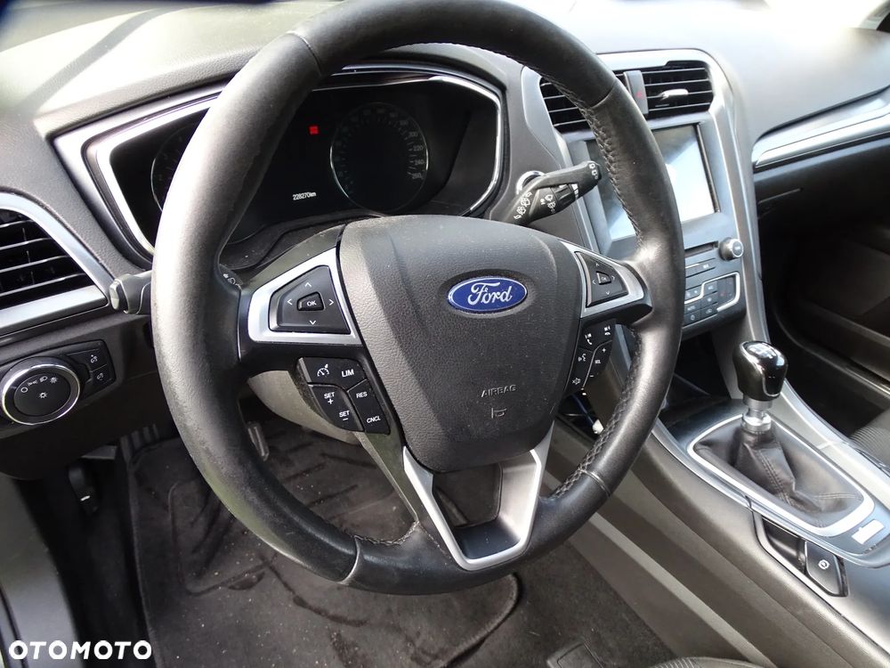 Ford Mondeo 2.0 TDCi Titanium - 13